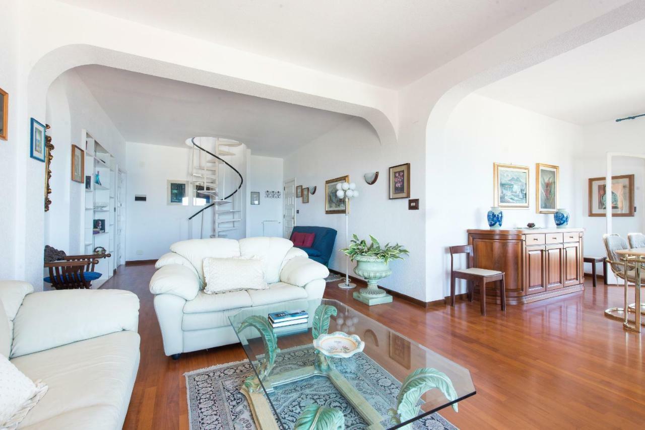Casa Con Terrazza Sul Mare All'Addaura Palermo Exterior foto